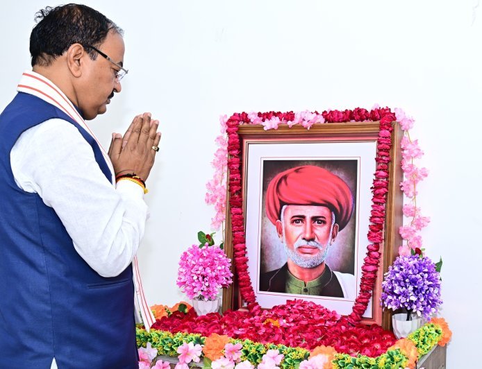 समाज सुधार में ज्योतिबा फुले का योगदान अविस्मरणीय रहेगा : केशव प्रसाद  मौर्य