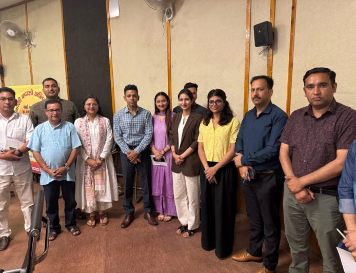 अल्मोड़ा में वन बहाली पर मंथन