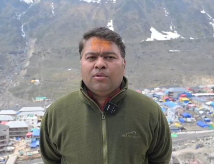 केदारनाथ में उमड़ा श्रद्धालुओं का सैलाब