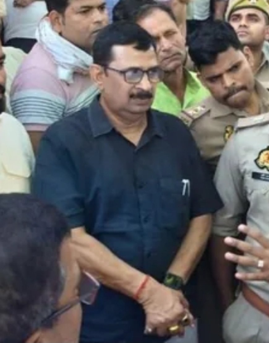 देवरिया में बरहज तहसील के उपजिलाधिकारी भूमि के विवाद में निलंबित