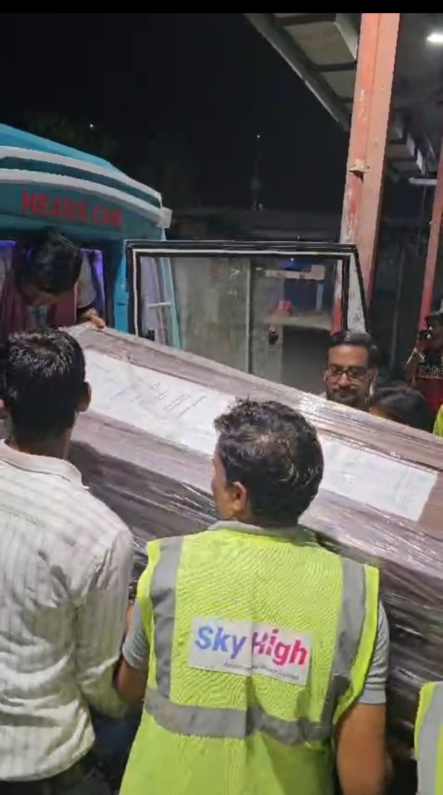 अयोध्या: सऊदी आजीविका के लिए गए व्यक्ति की मौत पर आगे आए पूर्व मंत्री अब्बास अली जैदी (रुश्दी मियां) विदेश से मंगाया शव