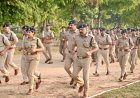 परेड में जवानों के साथ दौड़े एसएसपी नवनीत सिंह