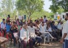 लखीमपुर खीरी:  साल से बदहाल सड़क पर फूटा ग्रामीणों का गुस्सा, 2027 चुनाव बहिष्कार की चेतावनी