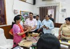 मिर्ज़ापुर :  केन्द्रीय राज्यमंत्री ने विन्ध्य प्रसादम बाक्स व गिफ्ट बाक्स का किया शुभारम्भ