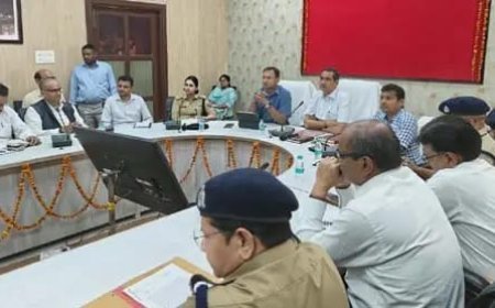 मथुरा : त्योहारों पर सुरक्षा और व्यवस्था के सख्त निर्देश