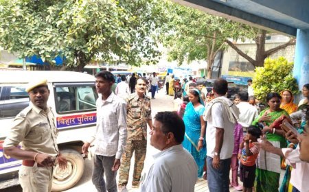 वैशाली सड़क हादसा: दो बाइकों की आमने-सामने टक्कर में 2 युवकों की मौत, 2 गंभीर