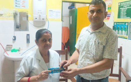 अयोध्या: नर्सें डॉक्टर की आंख और  कान,मरीजों के इलाज में इनका अपार योगदान- डॉ विनोद शुक्ला