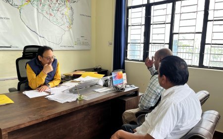 मुख्य विकास अधिकारी अशोक जोशी ने संभाला कार्यभार, विकास भवन का किया निरीक्षण