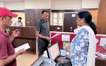 नैनीताल : भीमताल में सीडीओ का विकास भवन निरीक्षण, 20 मई से सभी विभागों में ई-ऑफिस अनिवार्य