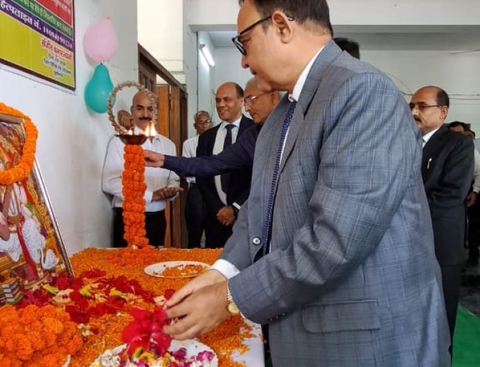 कुशीनगर : लोक अदालत में 1.47 लाख वाद निपटे
