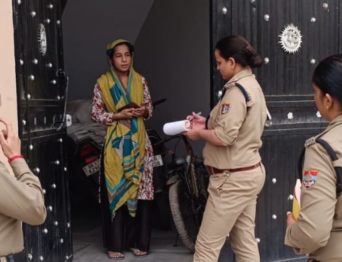 हरिद्वार में चला सत्यापन अभियान,  मकान मालिकों पर ठोका जुर्माना