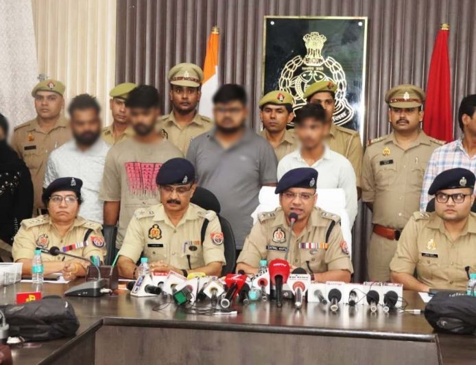 मुरादाबाद : पीतल कारोबारी के घर डकैती का खुलासा, बेटी ने ही रची थी वारदात की साजिश