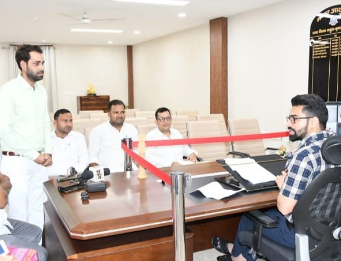 पेयजल संकट पर भड़का वार्ड-31, पार्षद मुन्ना मलिक ने गंगाजल आपूर्ति की उठाई मांग