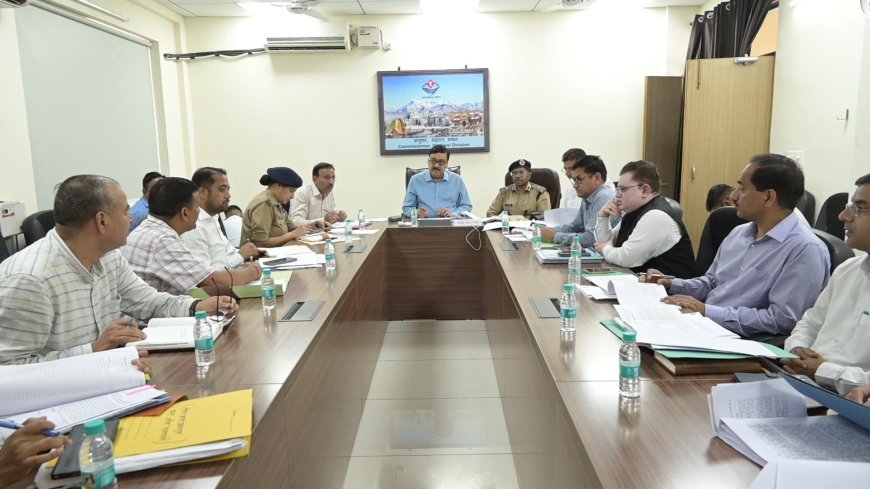 भूमि फर्जीवाड़े पर गढ़वाल कमिश्नर सख्त, 24 मामलों में FIR के निर्देश