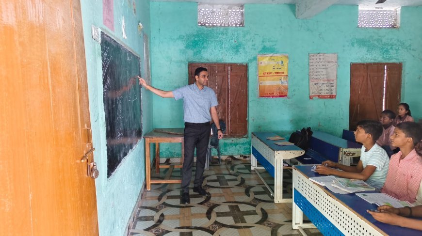 डीएम ने बच्चों से पूछे सवाल, शिक्षा व्यवस्था परखी
