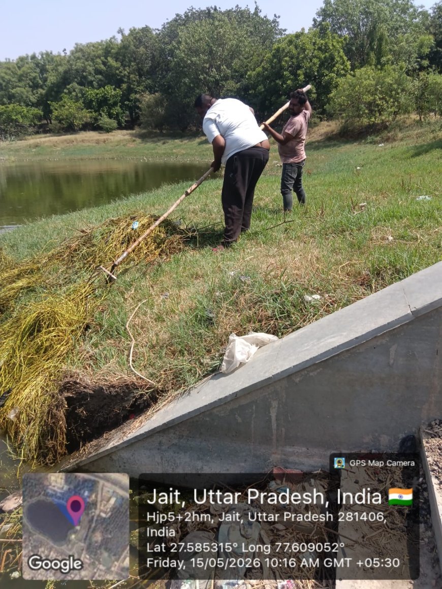 मथुरा : अधिकमास में जयकुंड पर चला विशेष सफाई अभियान, श्रद्धालुओं को मिली राहत