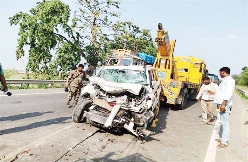 खगड़िया : NH-31 पर भीषण सड़क हादसा, शिक्षिका समेत 3 लोगों की मौत; मचा कोहराम