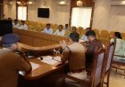 हरदोई: निपुण भारत  समीक्षा बैठक मे डीएम सख्त,  शिक्षा की गुणवत्ता व नामाकन बढाने के निर्देश