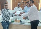 कुशीनगर:: प्रधानमंत्री विकसित भारत रोजगार योजना के अंतर्गत नवनियुक्त कर्मचारियों को वितरित किए गए नियुक्ति पत्र