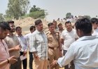 हरदोई में निर्माणाधीन ओवरब्रिज पर बीम गिरने से दो मजदूर घायल, डीएम-एसपी ने किया निरीक्षण
