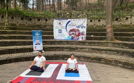 पौड़ी में योग को लेकर बढ़ा जनउत्साह, कंडोलिया मैदान और गंगा तट पर हुआ सामूहिक योगाभ्यास