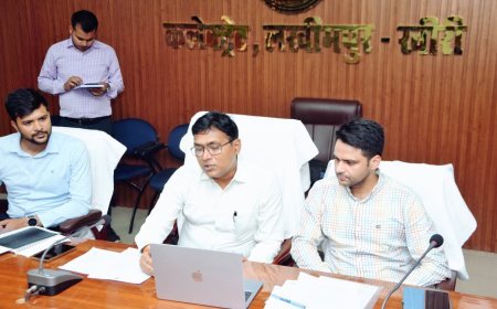 लखीमपुर खीरी : योग दिवस को जनआंदोलन बनाने में जुटा प्रशासन