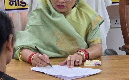 देवरिया: निरीक्षण भवन में आयोजित महिला जनसुनवाई में घरेलू हिंसा समेत 10 मामलों पर हुई सुनवाई