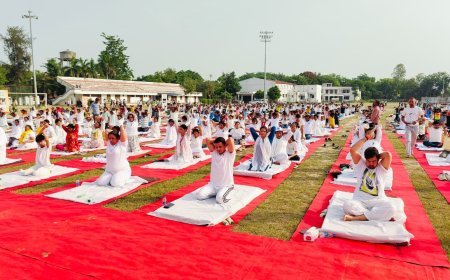 हरदोई : योग से निरोगी काया का संदेश, हरदोई में उत्साह और उमंग के साथ मनाया गया 12वां अंतर्राष्ट्रीय योग दिवस