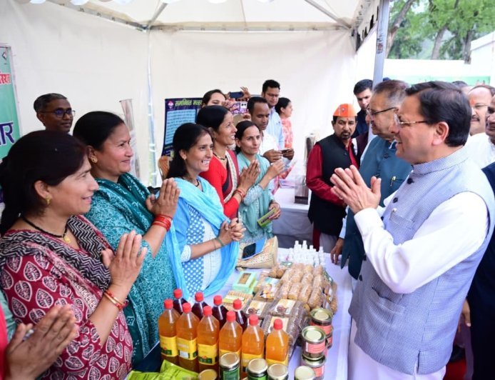 अल्मोड़ा : खेत बचाओ अभियान को जनांदोलन बनाने का आह्वान, किसानों ने लिया मिट्टी और कृषि संरक्षण का संकल्प
