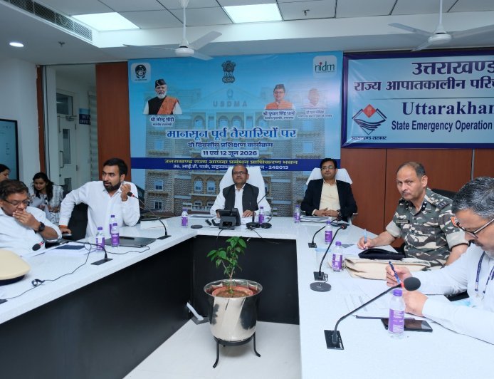 देहरादून : मानसून जनित आपदाओं से निपटने के लिए क्षमता निर्माण पर जोर