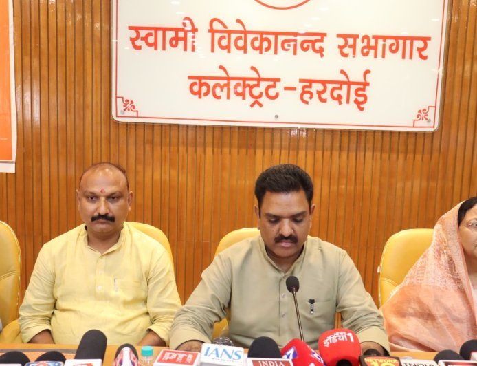 हरदोई : मोदी के नेतृत्व में देश ने सभी क्षेत्रों में किया अभूतपूर्व विकास : असीम अरुण