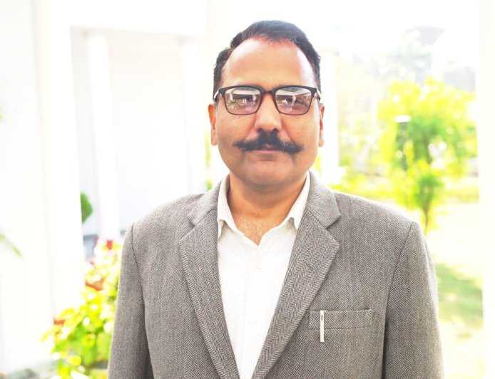 नैनीताल , अचल वार्ता । कैंची धाम मेले पर भीमताल-बेतालघाट के स्कूलों में अवकाश