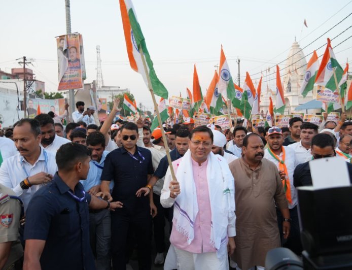 उधम सिंह नगर : सीएम धामी के नेतृत्व में निकली भव्य “प्रगति पथ यात्रा”, हजारों लोगों ने उत्साहपूर्वक किया प्रतिभाग