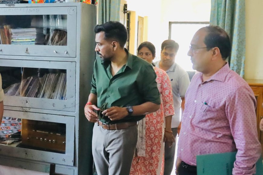 देहरादून : डीएम डॉ0 आशीष चौहान ने नारी निकेतन, बाल सुधार गृह एवं किशोरी गृह का किया निरीक्षण; सुरक्षा, स्वास्थ्य, शिक्षा एवं पुनर्वास व्यवस्थाओं को और सुदृढ़ बनाने के दिए निर्देश ।