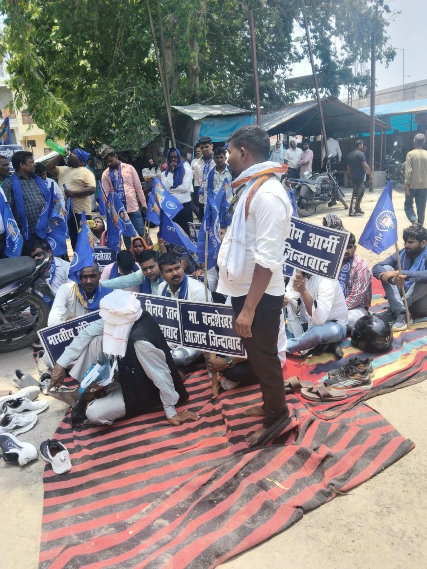 उन्नाव: भीम आर्मी ने सौंपा ज्ञापन,निर्माण कार्य रुकवाने व पुलिस पर मिलीभगत का लगाया आरोप