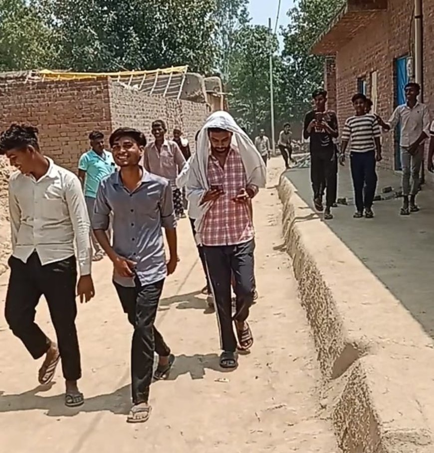 लखीमपुर खीरी: करोड़ों का बजट, फिर भी गांव बदहाल: 21 दिन से बंद रास्ते में कैद 40 परिवार, प्रशासन के आश्वासन साबित हुए खोखले