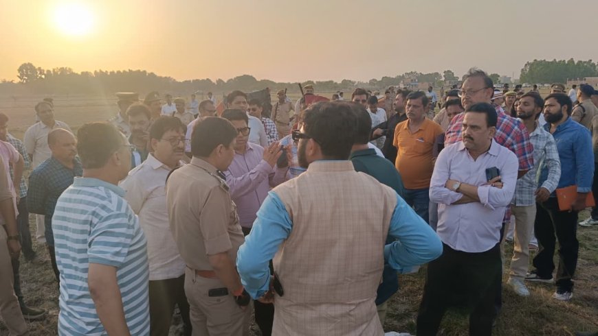 मुख्यमंत्री के प्रस्तावित कार्यक्रम को लेकर भौनीखेड़ा में अधिकारियों ने किया संयुक्त निरीक्षण