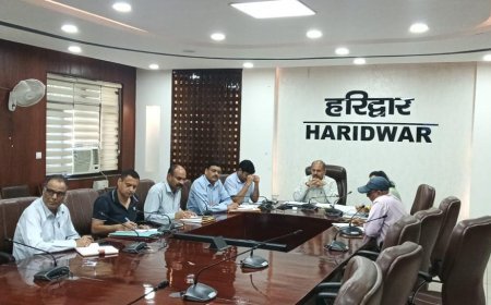 हरिद्वार : ठोस अपशिष्ट प्रबंधन को लेकर सीडीओ डॉ. ललित नारायण मिश्र के सख्त निर्देश