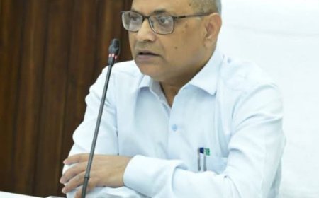 देहरादून : आयुक्त ने दिए आपदा प्रबंधन के निर्देश ।