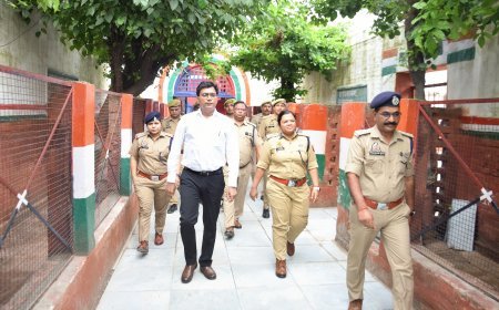 लखीमपुर खीरी : जिला जेल का औचक निरीक्षण