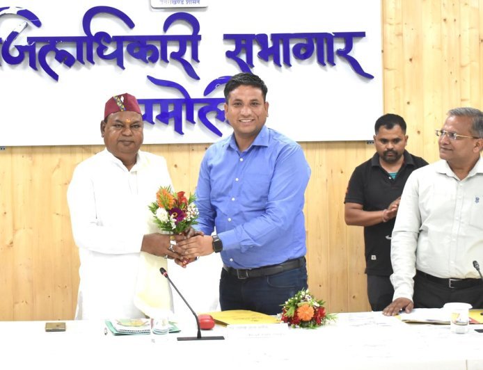 चमोली : बीस सूत्री कार्यक्रम में 53% प्रगति, प्रदेश में पांचवें स्थान पर जनपद