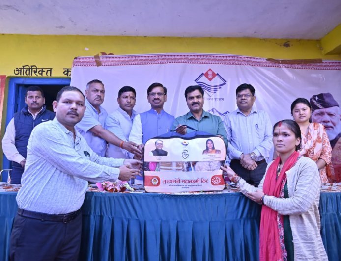 अल्मोड़ा : शहरफाटक जनसेवा शिविर में 1300 लोगों ने लिया लाभ