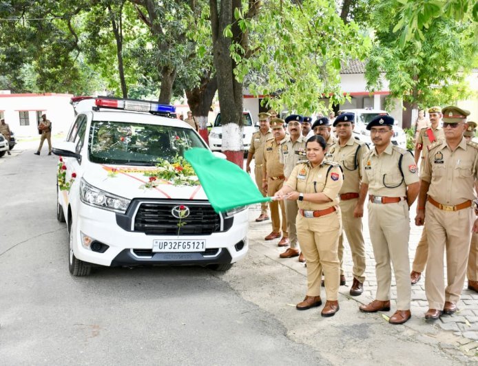 लखीमपुर खीरी : खीरी पुलिस को मिला इंटरसेप्टर वाहन