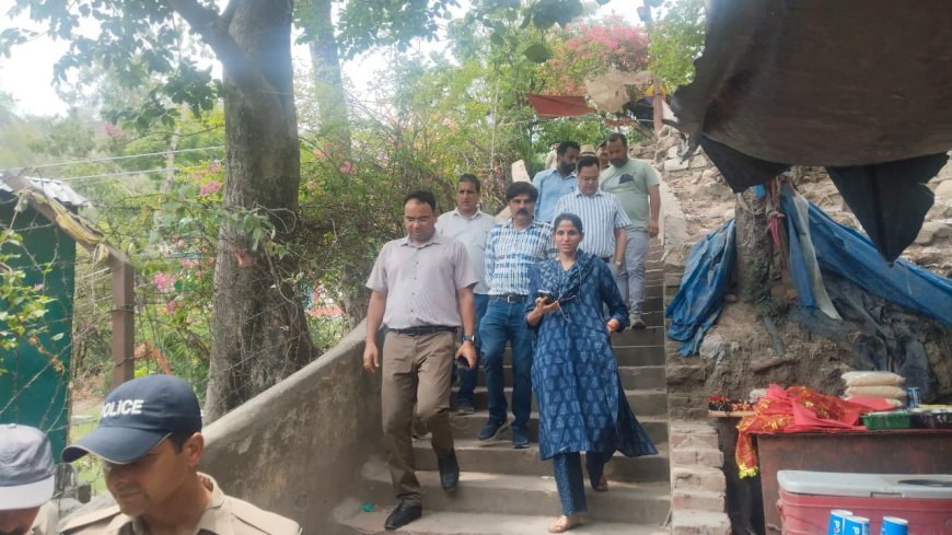 कुंभ-2027: प्रमुख मंदिरों तक पैदल मार्गों के विकास कार्यों का निरीक्षण