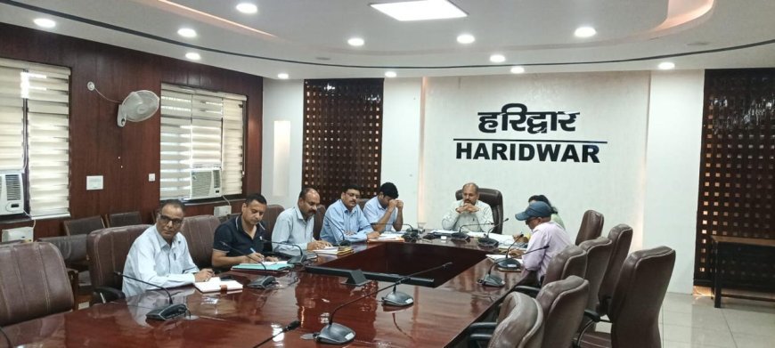हरिद्वार : ठोस अपशिष्ट प्रबंधन को लेकर सीडीओ डॉ. ललित नारायण मिश्र के सख्त निर्देश