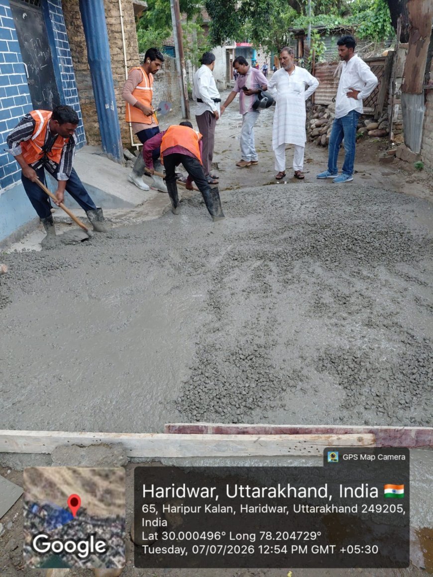 हरिद्वार : सीवरेज से खोदी सड़कें तेजी से हो रहीं दुरुस्त