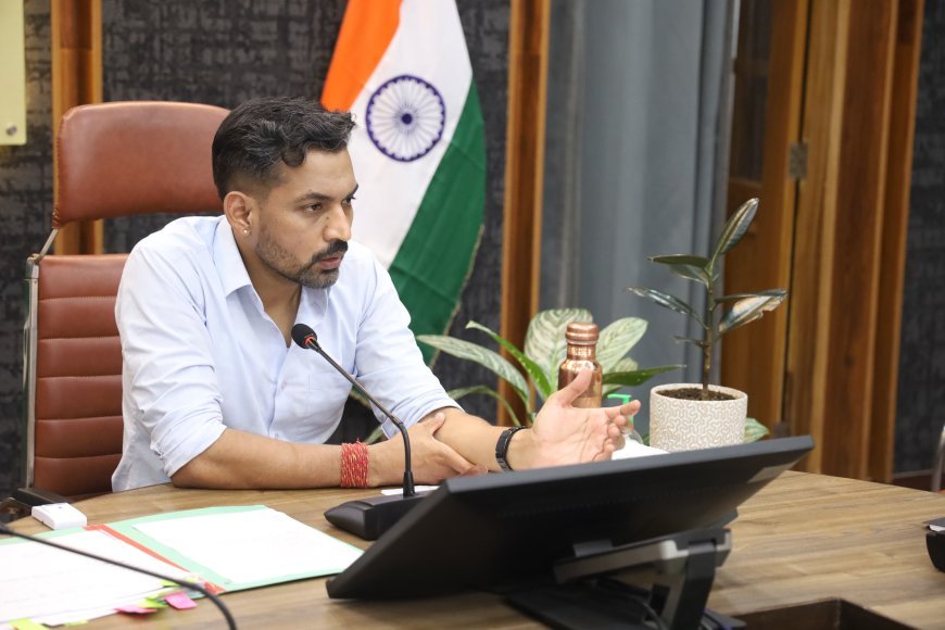 देहरादून : मानसून तैयारियों पर डीएम ने दिए सख्त निर्देश