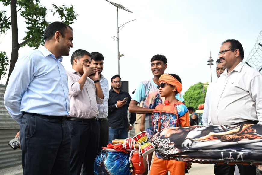 हरिद्वार : कांवड़ मार्ग पर डीएम का निरीक्षण ।