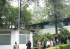 देहरादून : डीएम आशीष चौहान ने कलेक्ट्रेट में फहराया तिरंगा