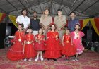 लखीमपुर खीरी : शहीद स्मारक पर देशभक्ति गीतों ने बांधा समां, बच्चों की प्रस्तुतियों ने जीता दिल